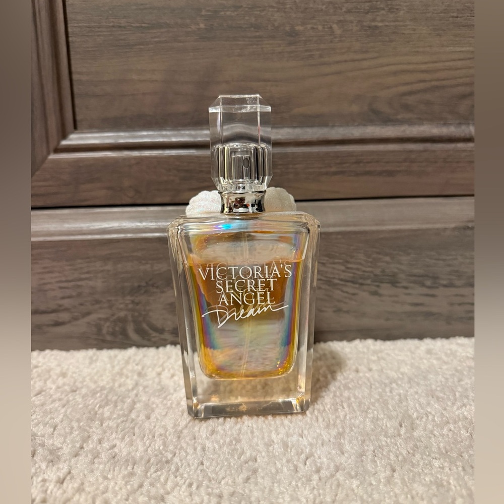 3/4 Victoria's Secret Angel Gold Eau de Parfum